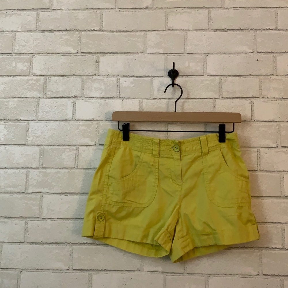 Loft lime green cotton women’s shorts size 0